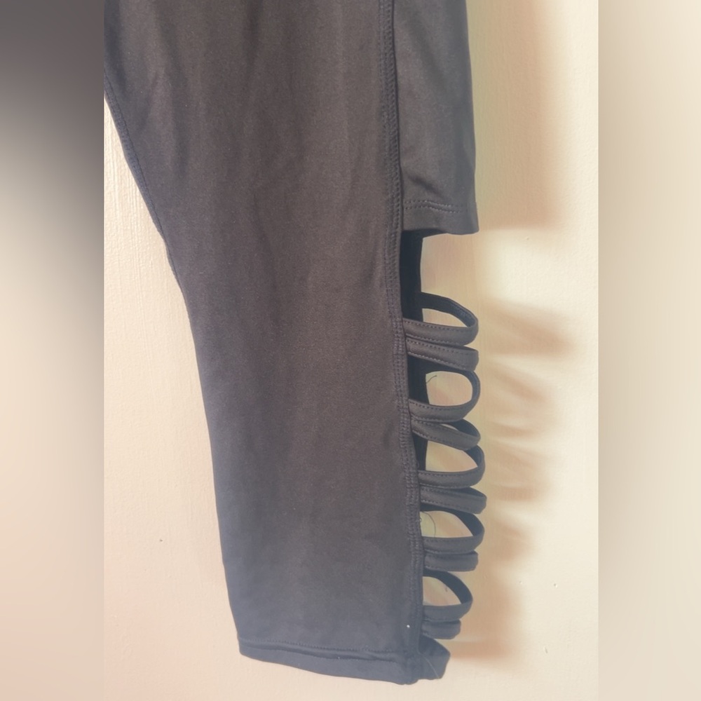 Zone Pro Black Active Leggings - Picture 2 of 4